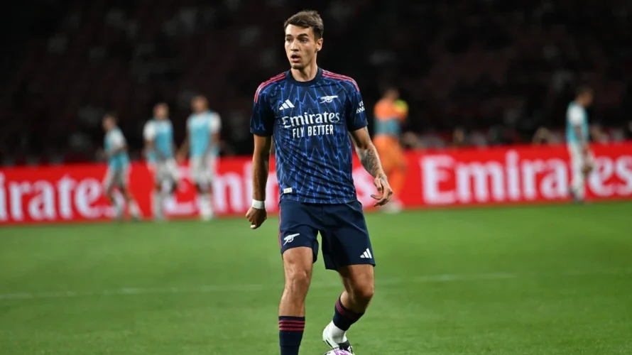 Przed nami mecz Arsenal &ndash; Manchester City w finale Pucharu ligi angielskiej. W artykule znajdziesz najważniejsze informacje o spotkaniu oraz gdzie oglądać transmisję online, w tym opcje darmowe streamy. Kiedy i o kt&oacute;rej godzinie Finał EFL Cup 2026? Mecz Arsenal [&hellip;]