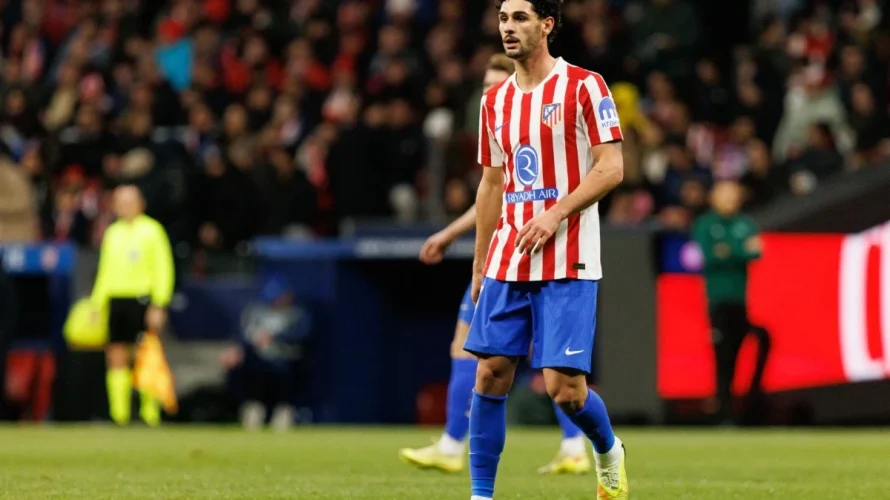 24-letni pomocnik Atl&eacute;tico Madryt i reprezentacji Stan&oacute;w Zjednoczonych Johnny Cardoso doznał poważnej kontuzji kostki podczas treningu i został wyłączony z gry do końca sezonu. Jego udział w Mistrzostwach Świata 2026 stoi pod znakiem zapytania. Szczeg&oacute;ły urazu Atl&eacute;tico Madryt oficjalnie poinformowało, [&hellip;]
