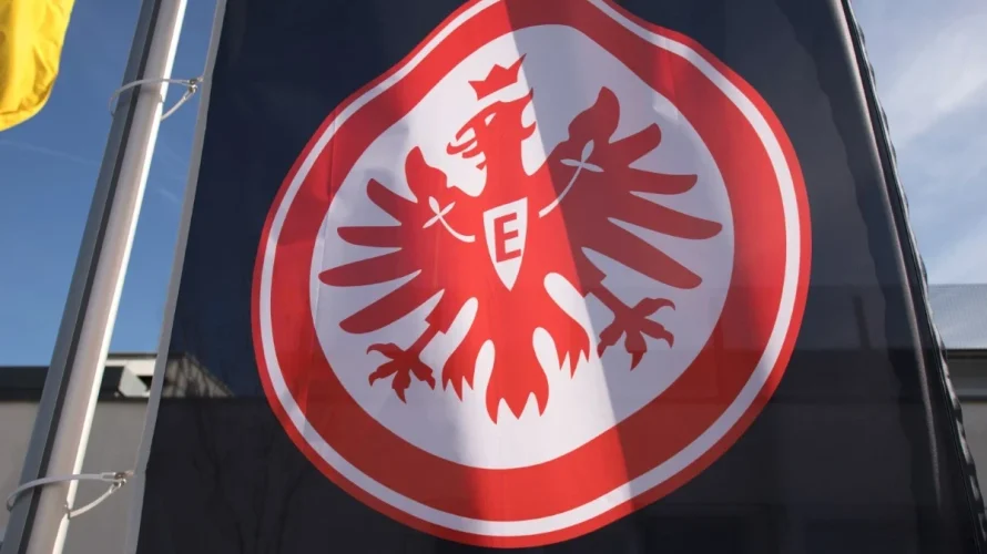 Poniżej przedstawiam zestawienie statystyk, kurs&oacute;w i informacji przed meczem Eintracht Frankfurt &ndash; Hamburger SV w Bundeslidze. Spotkanie zaplanowano na sobotę 2 maja 2026 roku o godzinie 15:30. Analiza statystyk pokazuje, że oba zespoły ostatnio uczestniczą w meczach z dużą liczbą [&hellip;]