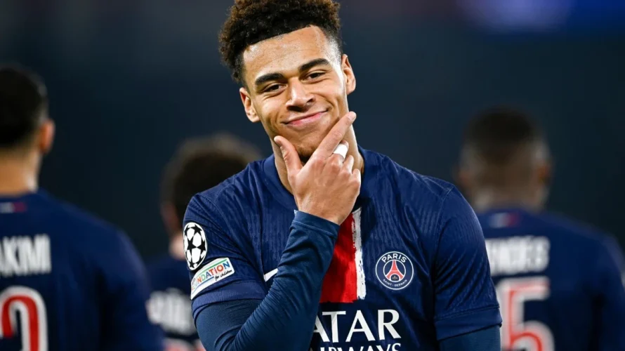 Zobacz skr&oacute;t meczu PSG &ndash; Olympique Lyon, wideo, w kt&oacute;rym obejrzysz gole, najciekawsze akcje i najlepsze okazje bramkowe. Spotkanie zostało rozegrane w niedzielę 19 kwietnia 2026 roku o 20:45 na Parc des Princes w Paryżu. Wynik końcowy 1:2 oznaczał zwycięstwo [&hellip;]