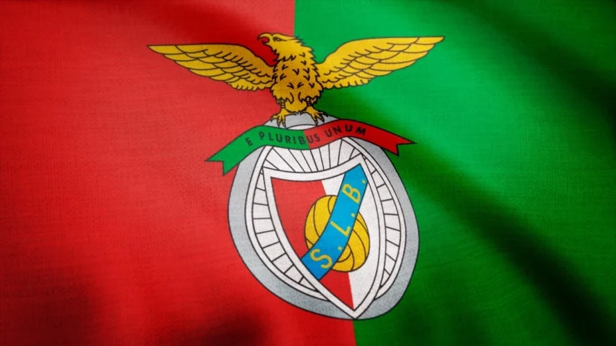 Obrońca Benfiki Ant&oacute;nio Silva może latem zmienić klub &ndash; zawodnik przygotowuje się z reprezentacją Portugalii w Meksyku do ostatnich sparing&oacute;w przed Mistrzostwami Świata 2026, a według informacji Sky Sport istnieje zainteresowanie ze strony kilku klub&oacute;w z Bundesligi przy wycenie około [&hellip;]