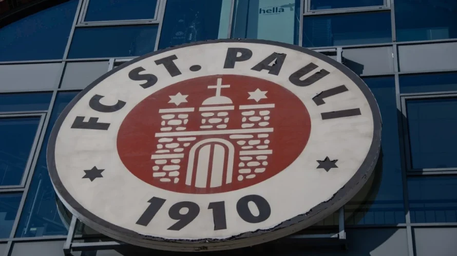 Poniżej przedstawiam zestaw statystyk, kurs&oacute;w i typ&oacute;w dotyczących meczu 1. FC Heidenheim &ndash; FC St. Pauli. Spotkanie odbędzie się w ramach Bundesligi w sobotę 25.04.2026 o godzinie 15:30. Ostatnie bezpośrednie starcia między Heidenheim i St. Pauli cechują się niewielką liczbą [&hellip;]