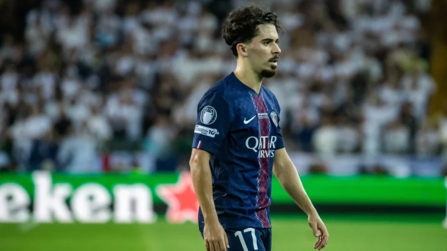 Pomocnik Paris Saint-Germain Vitinha skomentował zwycięstwo 5:4 nad Bayernem Monachium w pierwszym meczu p&oacute;łfinał&oacute;w Ligi Mistrz&oacute;w, podkreślając przebieg spotkania oraz oczekiwania przed rewanżem. Komentarz Vitinhy Vitinha określił spotkanie jako &bdquo;fantastyczny mecz piłkarski&rdquo; i dodał, że zawodnicy &bdquo;naprawdę cieszyli się grą&rdquo; [&hellip;]
