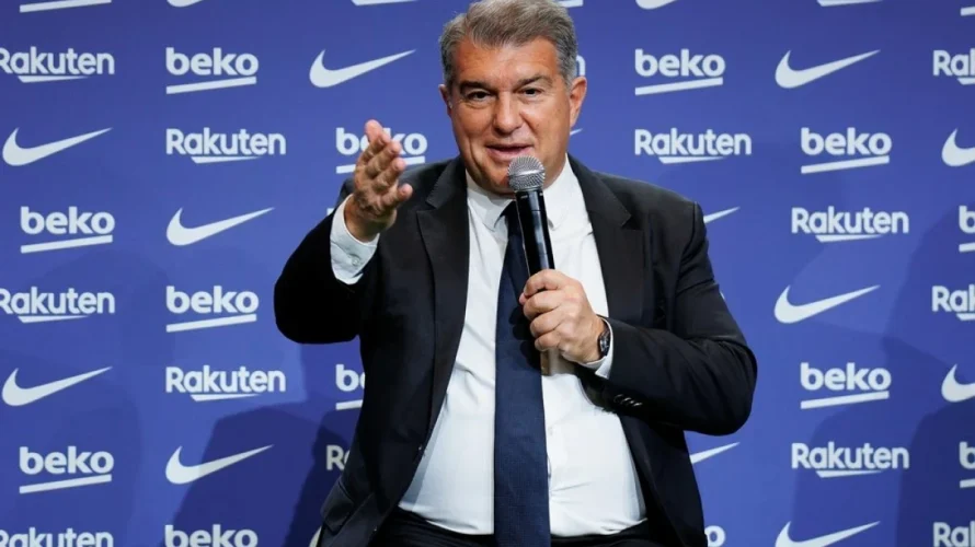 Były prezydent FC Barcelony Joan Laporta i jego jedyny rywal w walce o stanowisko, Victor Font, ostro dyskutowali podczas wieczornej debaty zorganizowanej przez TV3 i Catalunya R&agrave;dio. Wybory nowego prezydenta odbędą się w niedzielę 15 marca. W debacie poruszono m.in. [&hellip;]