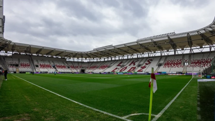 Przedstawiamy oficjalne składy na mecz ŁKS Ł&oacute;dź &ndash; Pogoń Siedlce. Spotkanie rozpocznie się o 19:30. ŁKS Ł&oacute;dź &ndash; Pogoń Siedlce oficjalne składy ŁKS Ł&oacute;dź Wyjściowa jedenastka: Aleksander Bobek, Sebastian Rudol, Artur Crăciun, Jasper L&ouml;ffelsend, Krzysztof Falowski, Koki Hinokio, Kacper Terlecki, [&hellip;]
