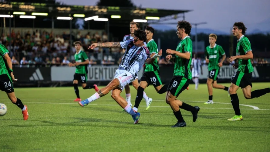 Prezentujemy skr&oacute;t wideo meczu US Sassuolo &ndash; AC Milan, w kt&oacute;rym można obejrzeć gole, najciekawsze akcje i najlepsze okazje bramkowe z tego spotkania. Spotkanie odbyło się w niedzielę 3 maja 2026 roku o godzinie 15:00. Mecz zakończył się zwycięstwem US [&hellip;]