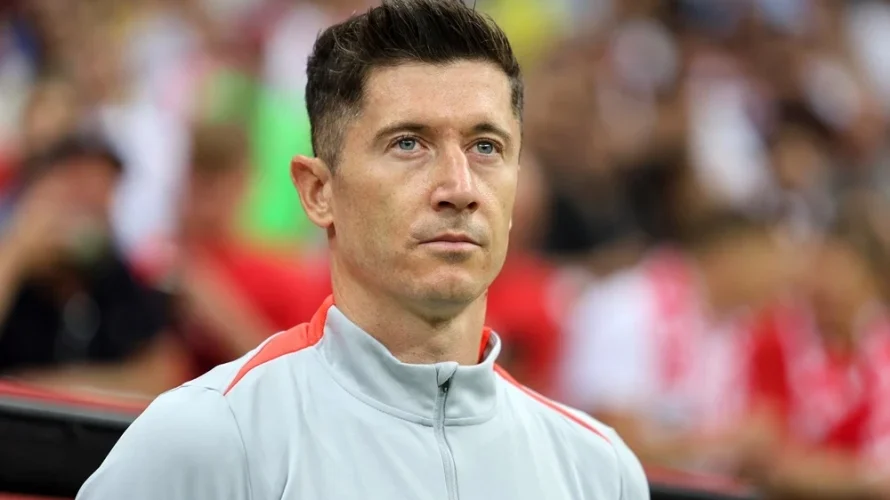 Mecz eliminacji Mistrzostw Świata 2026 między Szwecją a Polską odbył się we wtorek 31 marca 2026 roku o godzinie 20:45 na stadionie Strawberry Arena w Solnie i zakończył się remisem 2:2. Poniżej przedstawiamy statystyki drużyn i piłkarzy po tym spotkaniu. [&hellip;]