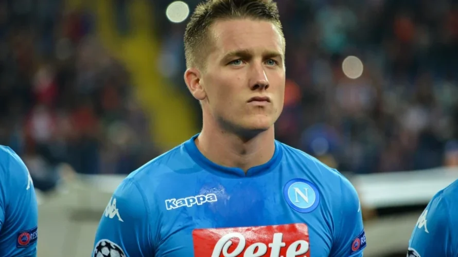 Przedstawiamy przewidywane składy na mecz Napoli &ndash; AC Milan. Spotkanie odbędzie się na stadionie Stadio Diego Armando Maradona w Neapolu w poniedziałek 6 kwietnia 2026 o 20:45. Napoli &ndash; AC Milan przewidywane jedenastki na mecz Napoli: Przewidywany skład: Vanja Milinkovic-Savic, [&hellip;]