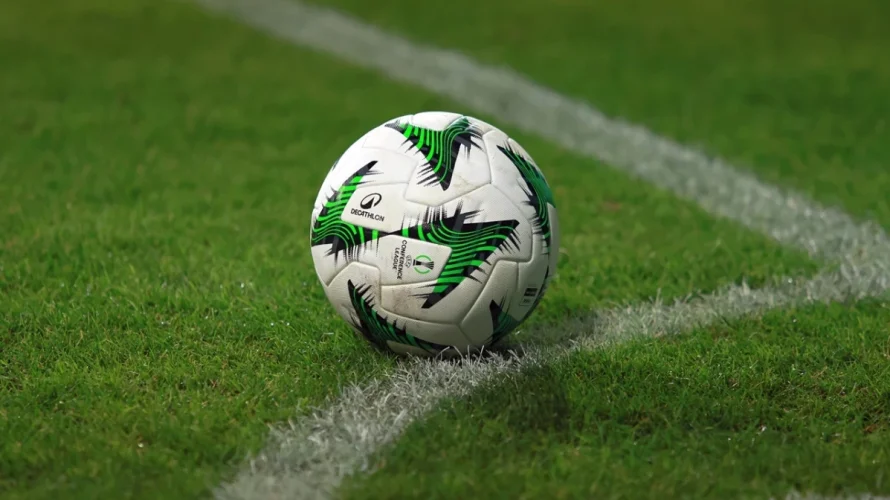 Poniżej przedstawiam statystyki, kursy i typy związane z meczem Crystal Palace &ndash; Fiorentina. Spotkanie odbędzie się w czwartek 9.04.2026 o godzinie 21:00 w rozgrywkach Liga Konferencji Europy. Fiorentina przychodzi do tego starcia w dobrej dyspozycji, notując serię sześciu spotkań bez [&hellip;]