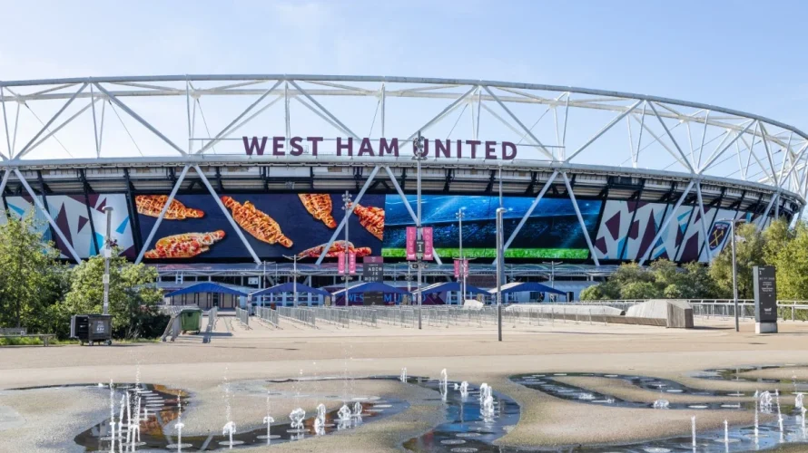 Przed nami mecz West Ham &ndash; Wolverhampton, kt&oacute;ry odbędzie się w piątek 10.04.2026 o 21:00 na London Stadium w Londynie. Przedstawiamy sędziego, kt&oacute;ry poprowadzi to spotkanie. West Ham &ndash; Wolverhampton sędzia gł&oacute;wny Gł&oacute;wnym sędzią tego spotkania będzie J. Gillett. Dodatkowe [&hellip;]