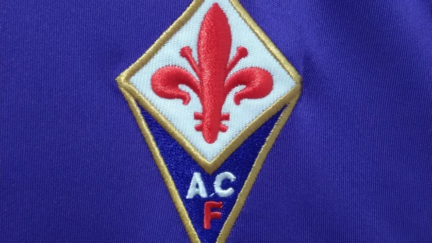 Fiorentina pokonała Lazio Rzym 1:0 w meczu 32. kolejki Serie A rozegranym w poniedziałek 13 kwietnia 2026 o 20:45. Poniżej przedstawiamy statystyki drużyn i zawodnik&oacute;w po meczu Fiorentina &ndash; Lazio Rzym. Znajdziecie tutaj autora gola oraz pełne, pomeczowe zestawienie najważniejszych [&hellip;]