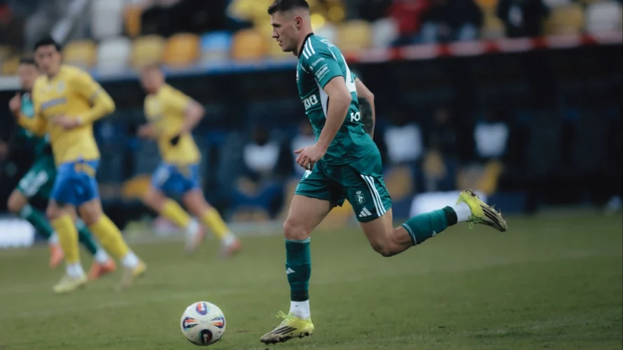Oto skr&oacute;t meczu Legia Warszawa &ndash; Zagłębie Lubin, w kt&oacute;rym można obejrzeć jedynego gola, najciekawsze akcje i najlepsze sytuacje bramkowe ze spotkania. Mecz Legia Warszawa &ndash; Zagłębie Lubin rozegrano w piątek 17 kwietnia 2026 roku o 20:30. Legia Warszawa zwyciężyła [&hellip;]