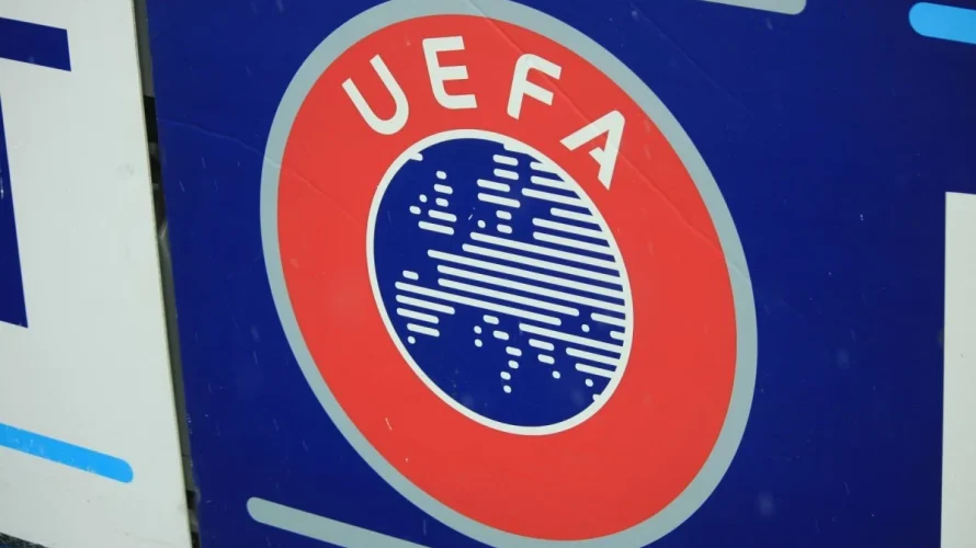 Propozycja zmiany formatu kwalifikacji do Mistrzostw Europy mężczyzn, oparta na modelu z Ligi Narod&oacute;w, została przedstawiona komitetowi ds. rozgrywek reprezentacji UEFA i może zostać wprowadzona po Euro 2028 &ndash; informuje &bdquo;The Guardian&rdquo;. Proces decyzyjny i harmonogram Propozycje trafiły do komitetu [&hellip;]