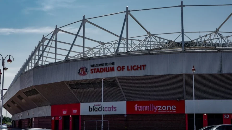 Przedstawiamy skr&oacute;t wideo meczu Sunderland &ndash; Nottingham, w kt&oacute;rym można obejrzeć gole, najciekawsze akcje i najlepsze okazje bramkowe z tego spotkania. Mecz Sunderland &ndash; Nottingham został rozegrany w piątek 24 kwietnia 2026 o godzinie 21:00. Spotkanie zakończyło się wynikiem 0:5 [&hellip;]