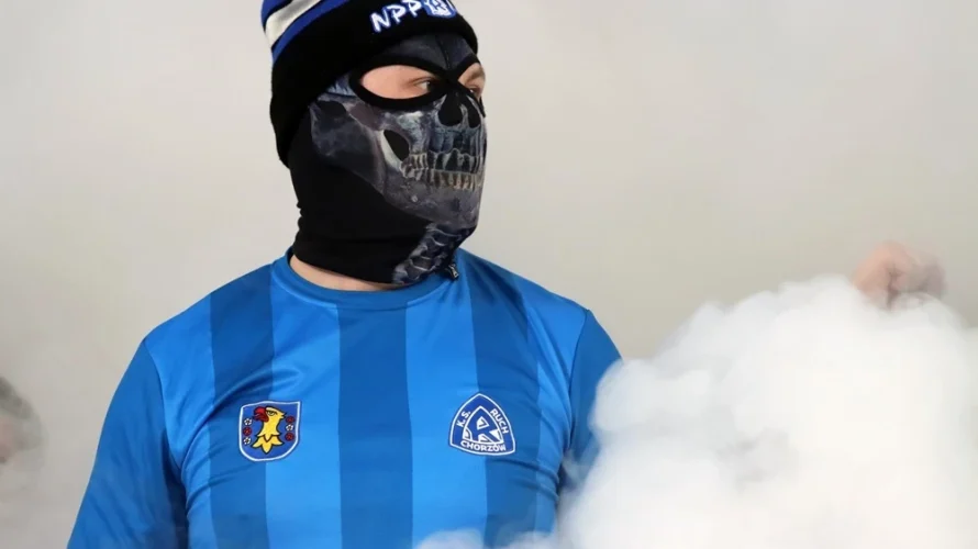 Przedstawiamy skr&oacute;t wideo meczu Ruch Chorz&oacute;w &ndash; Pogoń Grodzisk Mazowiecki, w kt&oacute;rym można obejrzeć gole, najciekawsze akcje i najlepsze okazje bramkowe. Mecz Ruch Chorz&oacute;w &ndash; Pogoń Grodzisk Mazowiecki został rozegrany w poniedziałek 27.04.2026 o godzinie 18:00 na Superauto.pl Stadion Śląski [&hellip;]