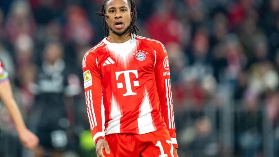 Karl‑Heinz Rummenigge, członek rady dyrektor&oacute;w Bayernu Monachium, zdementował spekulacje dotyczące ewentualnego transferu Michaela Olise, zapewniając, że klub nie rozważa jego sprzedaży niezależnie od proponowanej sumy. Stanowisko klubu W wywiadzie dla niemieckiego serwisu T‑Online Rummenigge był jednoznaczny w kwestii przyszłości zawodnika, [&hellip;]