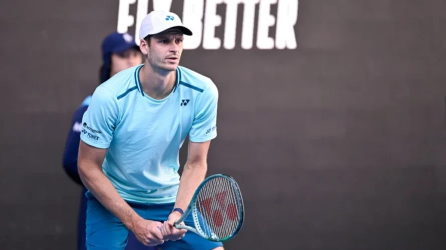 Przed nami pojedynek Emilio Nava &ndash; Hubert Hurkacz w ramach rozgrywek Challenger Cagliari. Poniżej znajdziesz informacje o meczu, w tym gdzie oglądać transmisję na żywo zar&oacute;wno w telewizji, jak i w internecie. Gdzie oglądać mecz Emilio Nava &ndash; Hubert Hurkacz? [&hellip;]