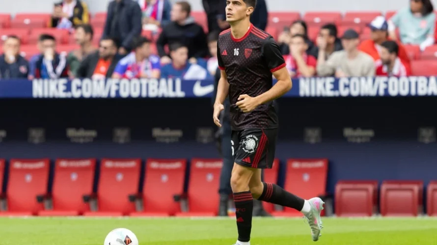 Przed nami mecz Sevilla FC &ndash; Real Sociedad w 34. kolejce La Liga. Poniżej przedstawiam najważniejsze informacje o spotkaniu, w tym gdzie oglądać transmisję TV i transmisję online oraz jakie są opcje streamu na żywo. O kt&oacute;rej godzinie początek meczu? [&hellip;]