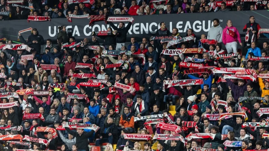 Przedstawiamy oficjalne składy na mecz wyjściowych jedenastek Rayo Vallecano i Strasbourg, kt&oacute;ry rozpocznie się w czwartek 30.04.2026 o godzinie 21:00 na stadionie %stadium% (%city%). Rayo Vallecano &ndash; Strasbourg oficjalne składy Rayo Vallecano Wyjściowa jedenastka: Augusto Batalla, Path&eacute; Ciss, Lejeune, Pep [&hellip;]