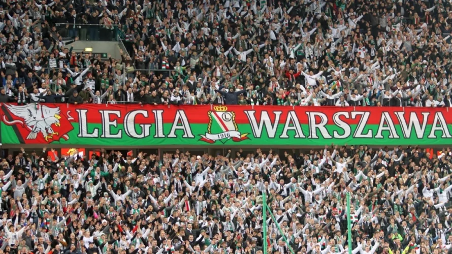 Poniżej przedstawiam statystyki, kursy i inne przedmeczowe informacje dotyczące starcia Legia Warszawa &ndash; Widzew Ł&oacute;dź. Mecz odbędzie się w Ekstraklasie w piątek 1.05.2026 o godzinie 20:30. Legia w ostatnich spotkaniach prezentowała stabilną formę i w poprzednich 10 meczach przegrała tylko [&hellip;]
