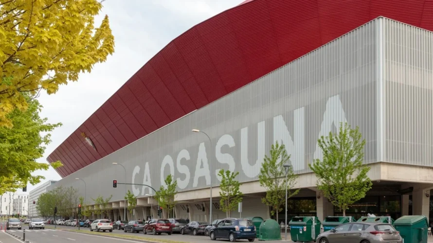 W sobotę 2 maja 2026 o godzinie 21:00 w meczu La Liga Osasuna przegrała z FC Barceloną 1:2. Poniżej przedstawiam statystyki po spotkaniu Osasuna &ndash; FC Barcelona oraz podsumowanie występ&oacute;w piłkarzy. Poniżej możecie sprawdzić, kto zdobył bramki oraz obszerne statystyki [&hellip;]