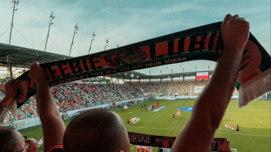 Przedstawiamy oceny piłkarzy po meczu Zagłębie Lubin &ndash; Cracovia. Możecie sprawdzić, kto w tym spotkaniu zaprezentował się najlepiej, a kto otrzymał najniższe noty. Mecz Zagłębie Lubin &ndash; Cracovia został rozegrany w niedzielę 3 maja 2026 o 14:45 i zakończył się [&hellip;]
